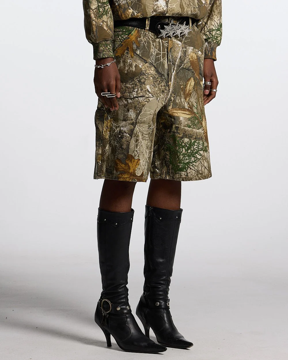 V1 CARPENTER SHORTS REALTREE - Image 5