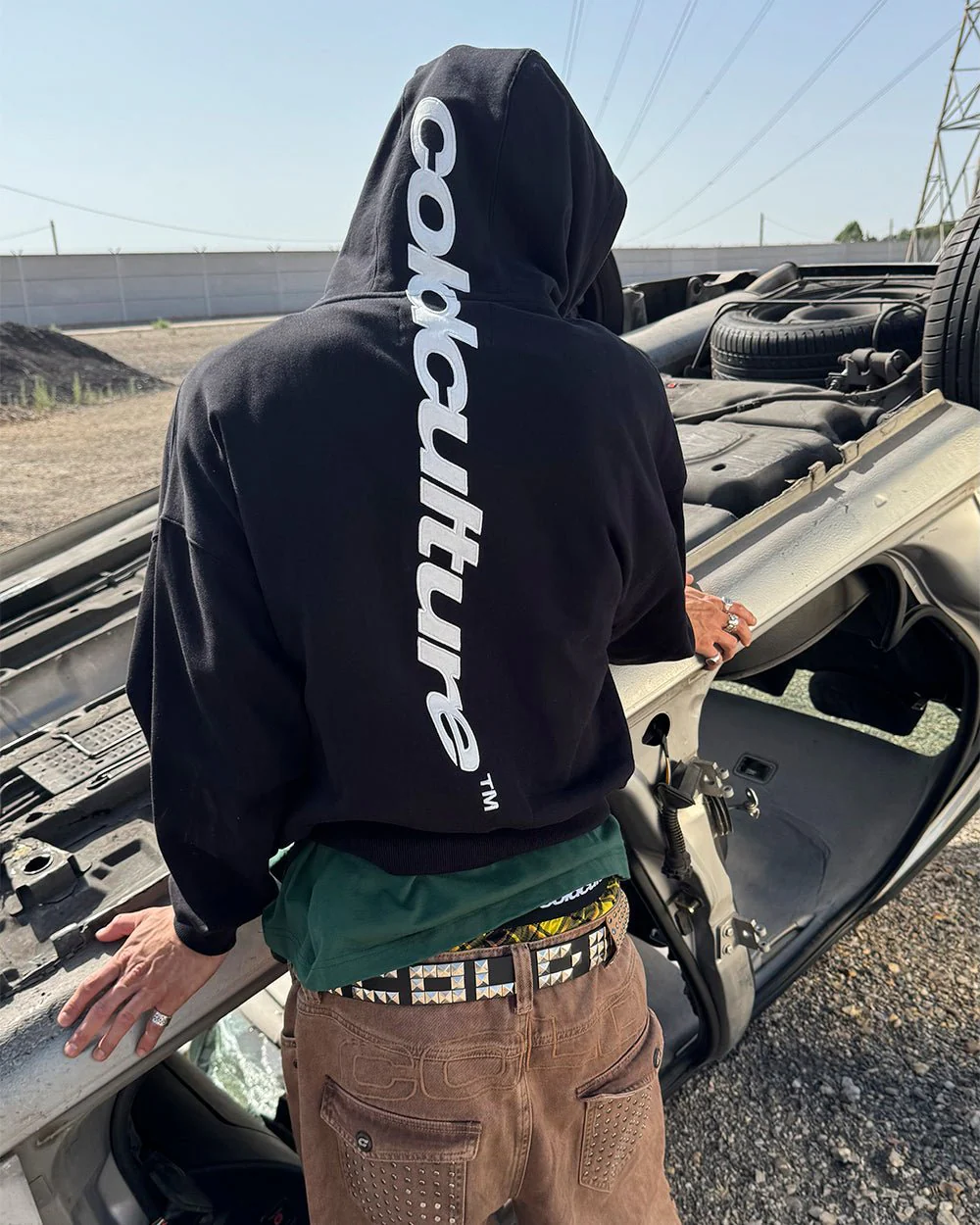 VERTICAL HOODIE BLACK - Image 8