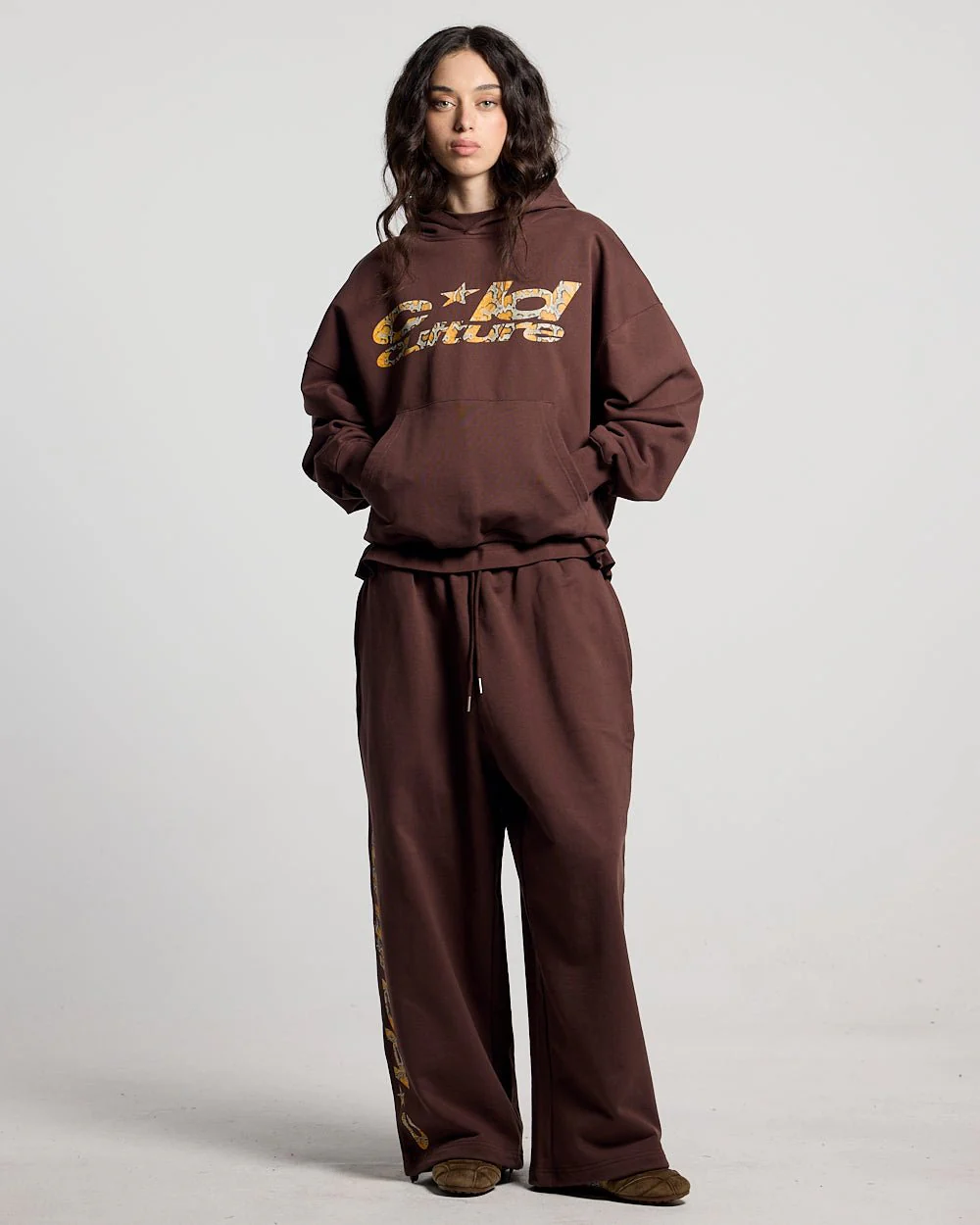 WILD SNAKE SWEATPANTS BROWN - Image 7